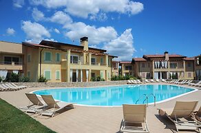 Le Corti Caterina Apts with pool
