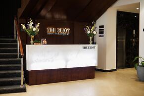 The Eliot Hotel & Banquet