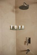 The Eliot Hotel & Banquet