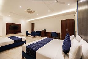 The Eliot Hotel & Banquet