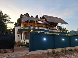 Hill View Garden Hotel