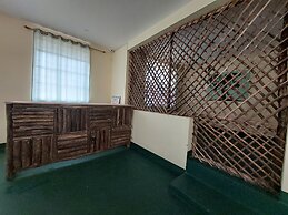 Hill View Garden Hotel
