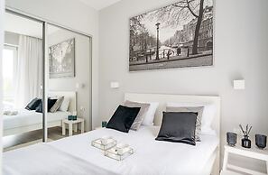 Bright Apartments - LoftAffair