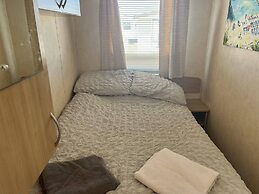 Pets Stay Free 2 Bedroom Caravan at Heacham Beach