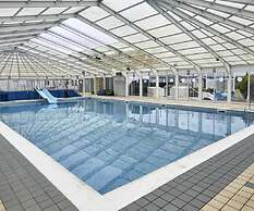 Pets Stay Free 2 Bedroom Caravan at Heacham Beach