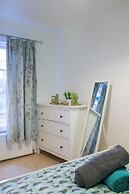 Gorgeous 3-bedroom Cottage by the River in Reading