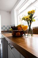 Gorgeous 3-bedroom Cottage by the River in Reading