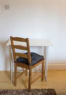 Gorgeous 3-bedroom Cottage by the River in Reading