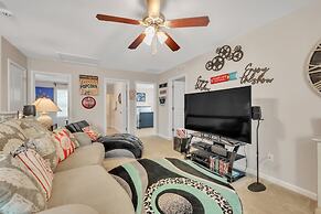 Charming Charlotte Retreat in Steele Creek by Redawning