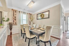 Charming Charlotte Retreat in Steele Creek by Redawning