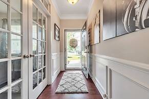 Charming Charlotte Retreat in Steele Creek by Redawning