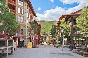 Co406 Copper One Lodge 2 Bedroom Condo by RedAwning