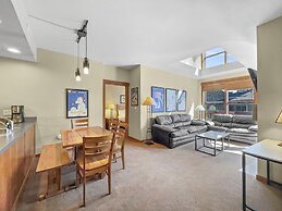 Co406 Copper One Lodge 2 Bedroom Condo by RedAwning