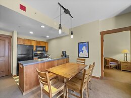 Co406 Copper One Lodge 2 Bedroom Condo by RedAwning