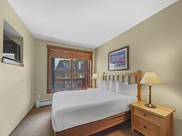 Co406 Copper One Lodge 2 Bedroom Condo by RedAwning