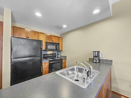 Co406 Copper One Lodge 2 Bedroom Condo by RedAwning