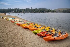 Marina Beach Cabin - Dog-Friendly Home with Deck! by Yosemite Region R