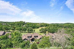 Tee House At Stonebridge 3 Bedroom Condo by RedAwning