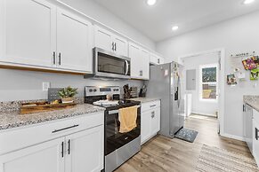 Tee House At Stonebridge 3 Bedroom Condo by RedAwning