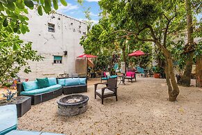 The New Yorker Miami Hotel