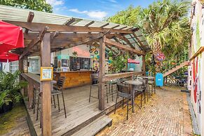 The New Yorker Miami Hotel