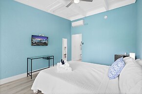 The New Yorker Miami Hotel