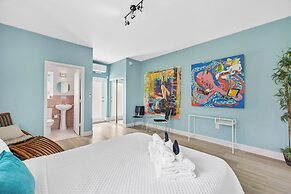 The New Yorker Miami Hotel