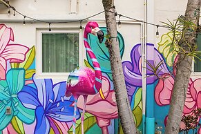 The New Yorker Miami Hotel