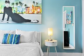 The New Yorker Miami Hotel