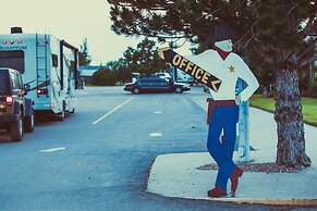 The Big Texan - Cabins & Wagons