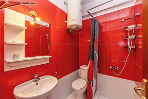 Nano's Vacation In Nea Skioni