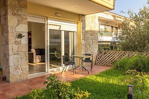 Nano's Vacation In Nea Skioni