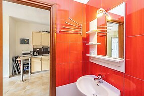 Nano's Vacation In Nea Skioni