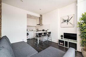 Fantastic 1BD Flat in the Centre