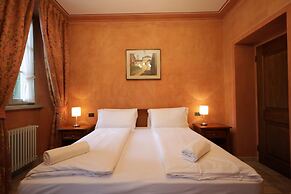 Hotel Il Portico by LVG Hotel Collection
