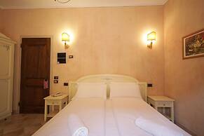 Hotel Il Portico by LVG Hotel Collection