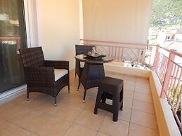 Angela s Apartment With Beautiful Balcony View