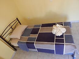 Angela s Apartment With Beautiful Balcony View