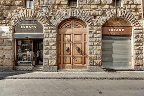 Neri 23 in Firenze With 3 Bedrooms and 2 Bathrooms