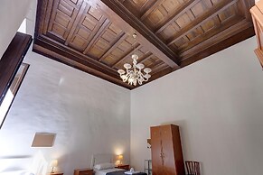 Servi 34 in Firenze With 3 Bedrooms and 2 Bathrooms