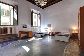 Servi 34 in Firenze With 3 Bedrooms and 2 Bathrooms