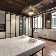 Pinti 46 in Firenze With 1 Bedrooms and 1 Bathrooms