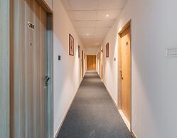 Treebo Cocostay, Hadapsar