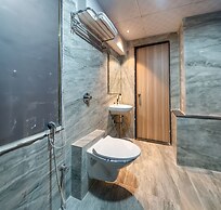 Treebo Cocostay, Hadapsar