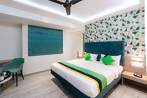 Treebo Cocostay, Hadapsar