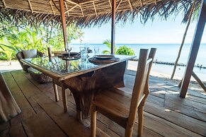 Private Beachfront House With Kayak & Guided Tours
