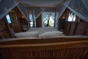 Private Beachfront House With Kayak & Guided Tours