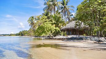 Private Beachfront House With Kayak & Guided Tours