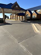 Sugar Creek Inn & Suites