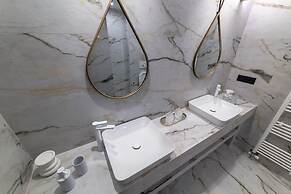 Beautiful 4-bed Villa Ria in Vathianos Kampos